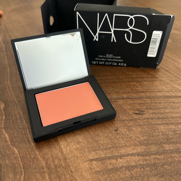 NARS POWDER BLUSH*AMOUR*New In Box. See pics for details. - Picture 3 of 9